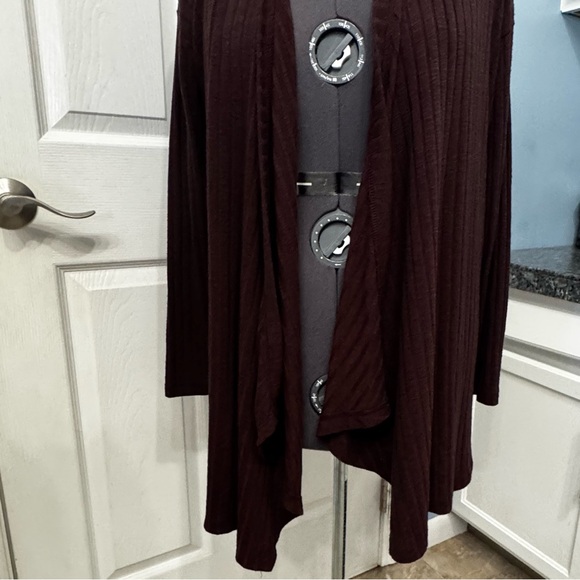 🧡 American Eagle Outfitters Burgundy Cardigan - Picture 4 of 9